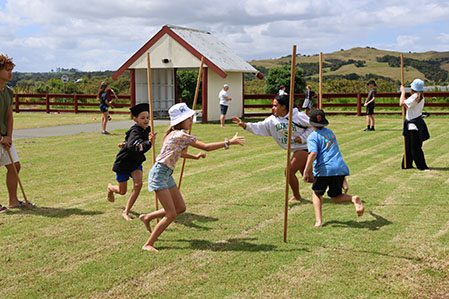                                                            Te Pānui o Otamatea 